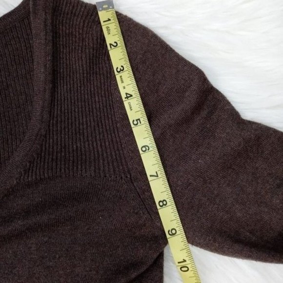 EDDIE BAUER WOMENS SMALL BROWN SWEATER - Picture 8 of 15